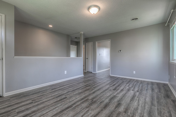8607W83St-5