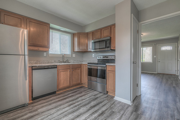 8607W83St-9