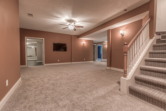 5736W146St-48
