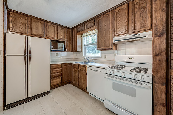 7530Eaton-15