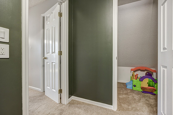 20511W220ST-8
