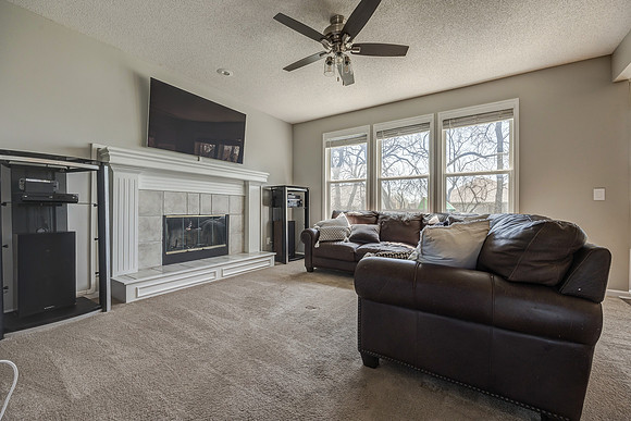 20511W220ST-16