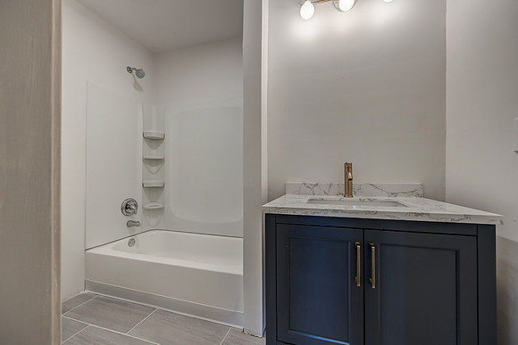3700W84ST-13