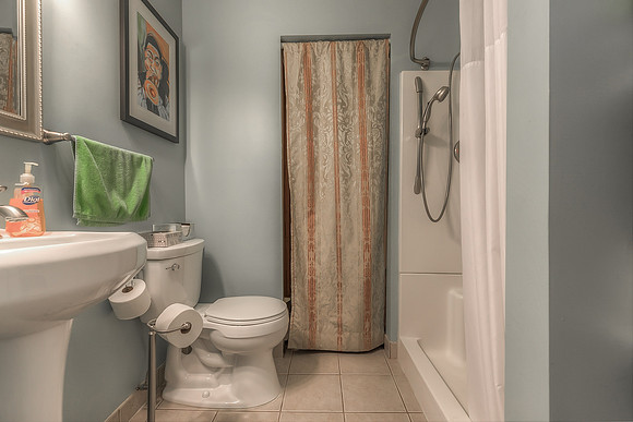 5401HazenAve-19