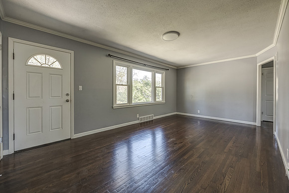 1305E84ST-7
