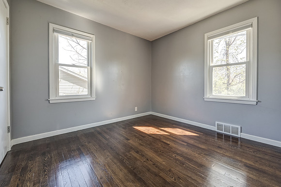 1305E84ST-16