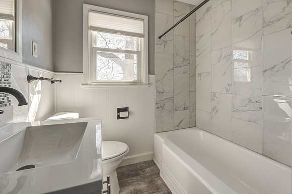 1305E84ST-17