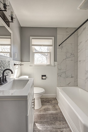 1305E84ST-19