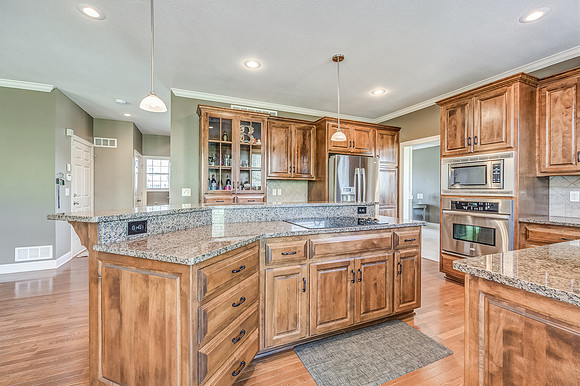 14761STurnberryST-13