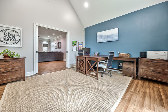 700WhiteOakLn-11