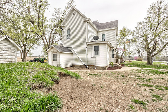 16894175thST-32