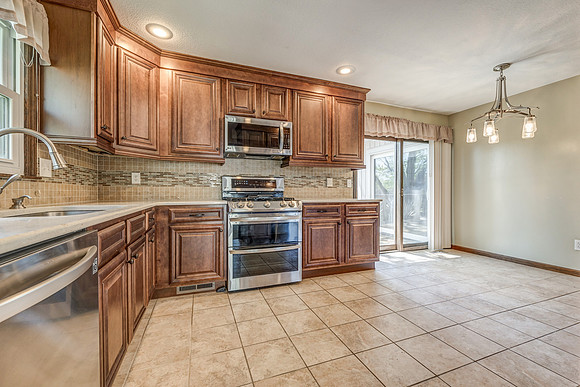12605W70ST-9