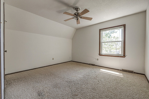 12605W70ST-32