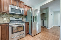 1300NLeeviewDR-10