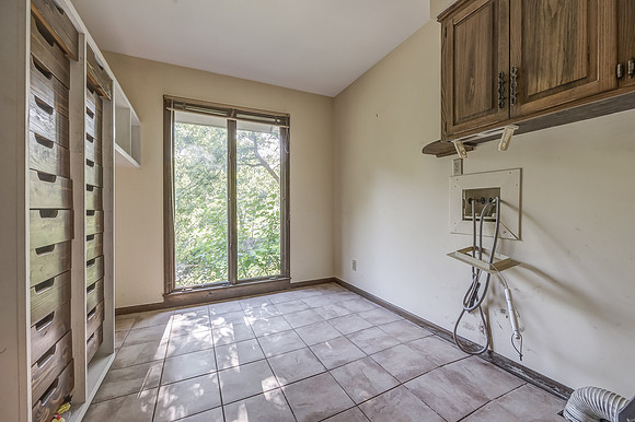 12600OverbrookRD-19