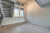 8026ColonyLn-7
