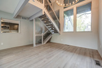 8026ColonyLn-8