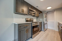 8026ColonyLn-12