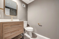 8026ColonyLn-17