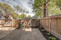 8026ColonyLn-16