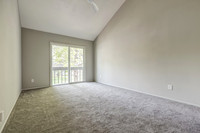 8026ColonyLn-19