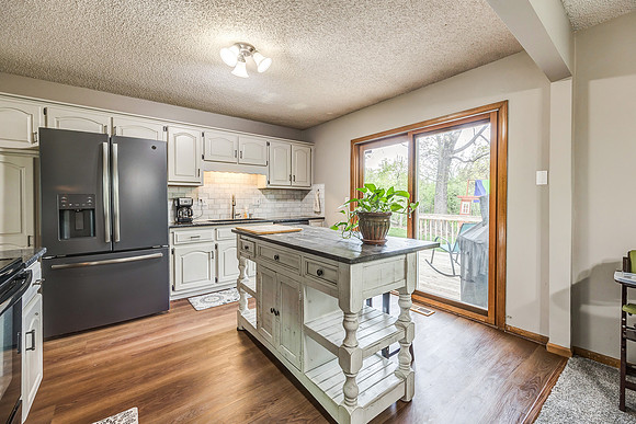 10126W48ST-9