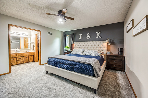 10126W48ST-18