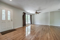 1300NLeeviewDR-2