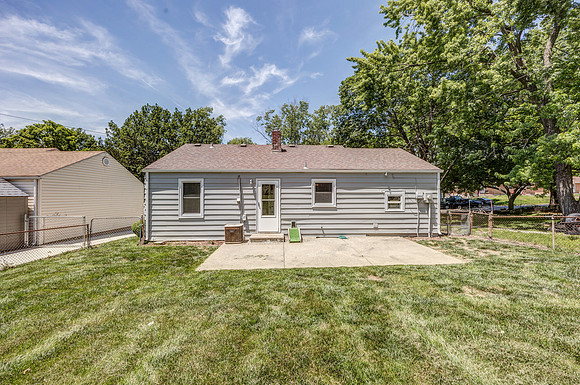 2419HarvardAve-10