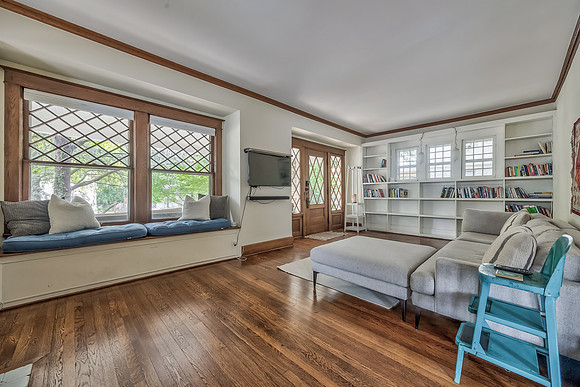 5122GrandAve-7