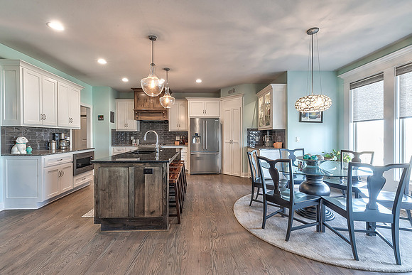 6801MillbrookSt-19