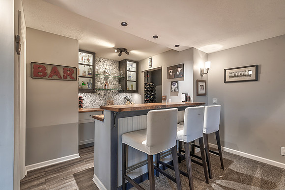 6801MillbrookSt-49