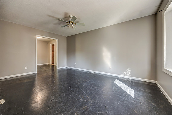 Reshoot 12010Belmont-5