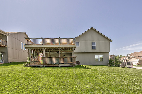 12201EwingAve-25