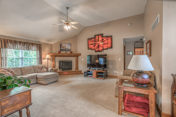 1717OverbrookLn-5