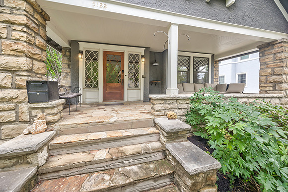 5122GrandAve-3