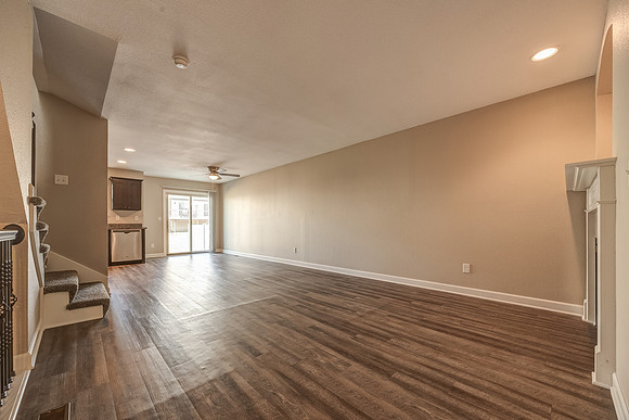 10530ClubhouseDr-5