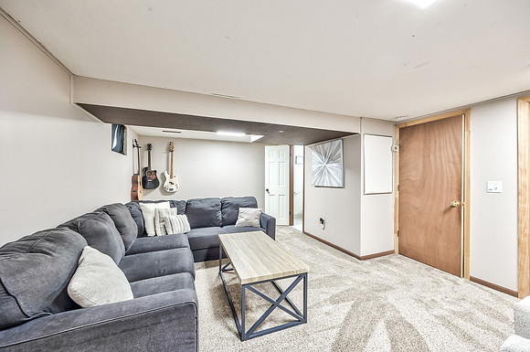 4328SBrentwoodSt-25