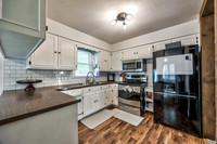 4328SBrentwoodSt-8