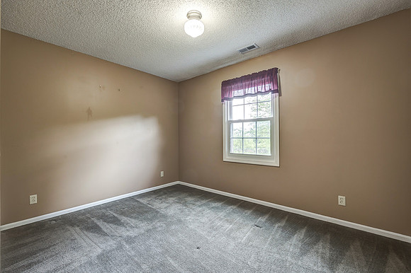 325MeadowLN-31
