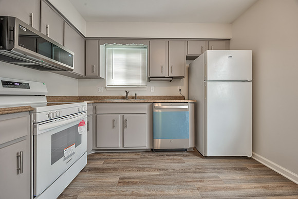 9337BallentineST-12