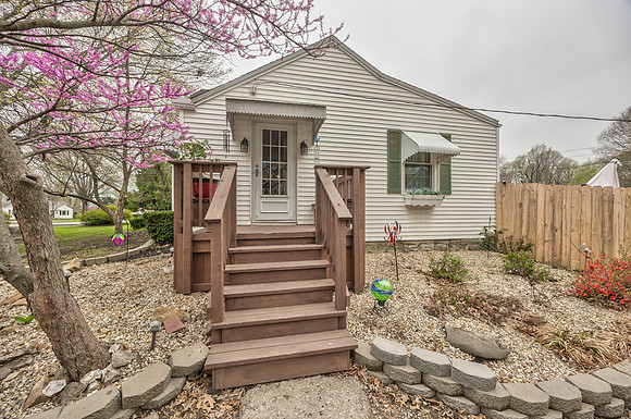 6810HawthorneAve-6