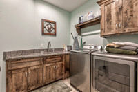 6801MillbrookSt-15