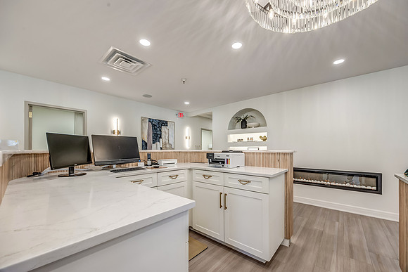 8401W125th-28