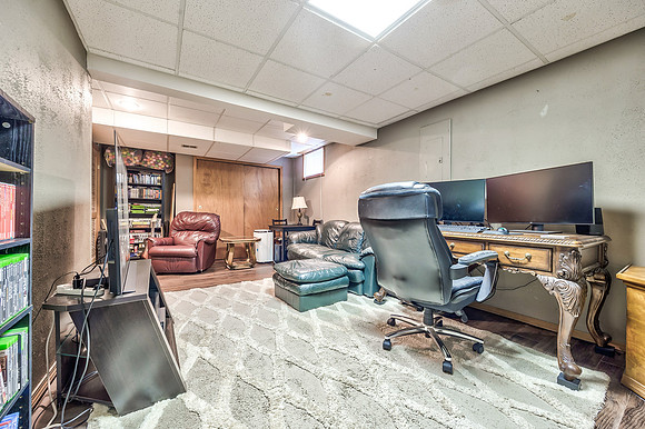 2125NEChipmanRD-21