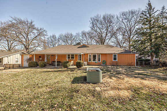 7923Dearborn-46