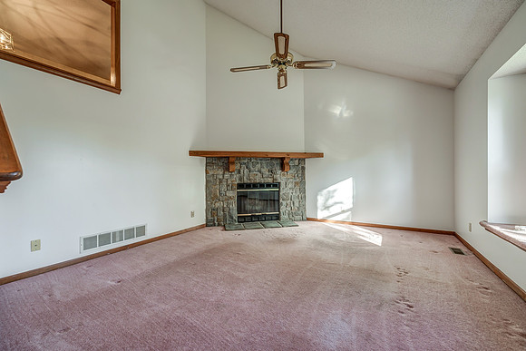 108TimberCreekCir-1