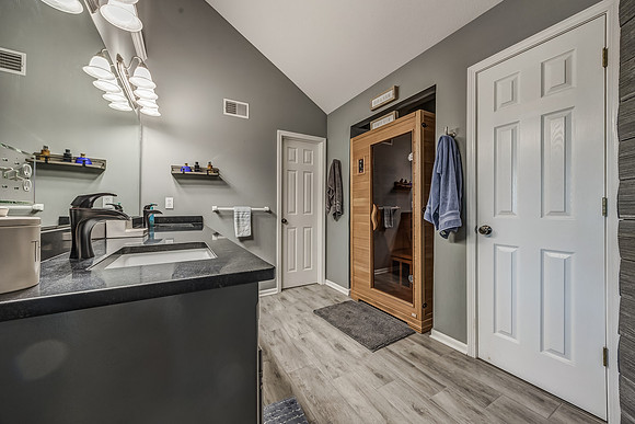 20783SSkyviewLN-23