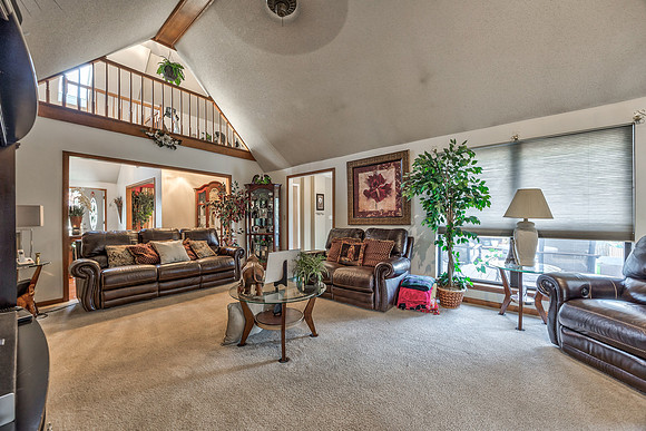 1106SycamoreRidgeDr-16