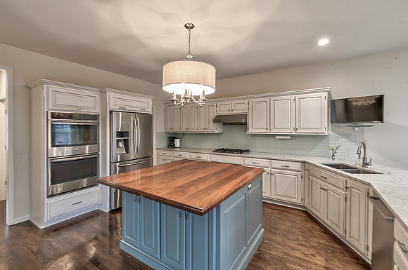 13115LarsenSt-27